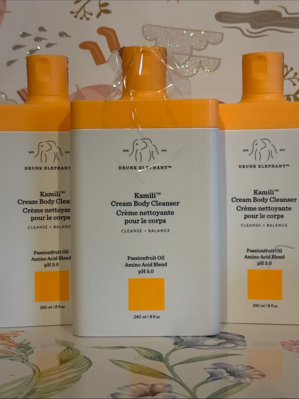 Drunk Elephant Kamili Cream Body Cleanser - Orange and White